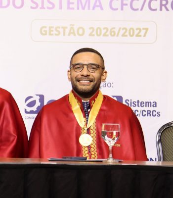 Fellipe Guerra sendo empossado na Abracicon